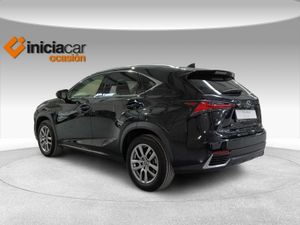 Lexus NX 2.5 300h Executive Kick Power+Navig  - Foto 3