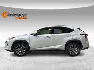 Lexus NX 2.5 300h Executive Navigation 4WD  - Foto 4