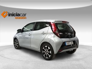 Toyota Aygo 1.0 70 x-play  - Foto 3