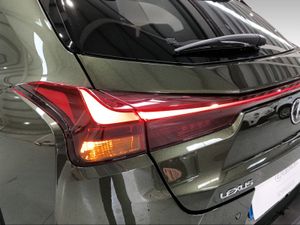 Lexus UX 2.0 250h Premium  - Foto 19