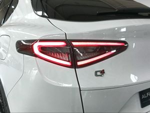 Alfa Romeo Stelvio 2.2 Diésel 154kW (210CV) Veloce Q4  - Foto 16