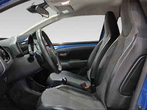 Toyota Aygo 1.0 70 x-clusiv  - Foto 13