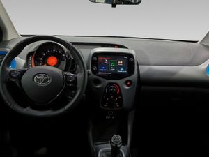 Toyota Aygo 1.0 70 x-play  - Foto 9