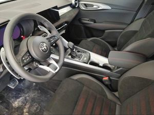 Alfa Romeo Tonale 1.3 Multi-air PHEV Veloce Q4  - Foto 12