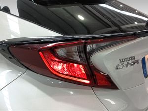 Toyota C-HR 1.8 125H Advance  - Foto 23