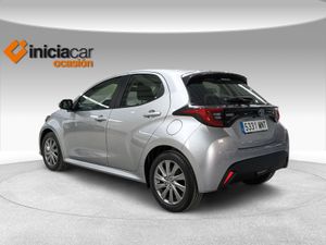 Toyota Yaris 1.5 120H Active Tech  - Foto 3