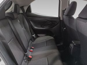 Toyota Yaris 1.5 120H Active Tech  - Foto 8
