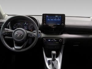Toyota Yaris 1.5 120H Active Tech  - Foto 9