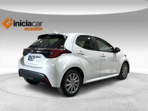Toyota Yaris 1.5 120H Active Tech  - Foto 19