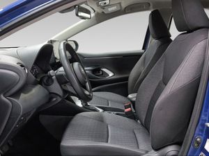 Toyota Yaris 1.5 120H Active Tech  - Foto 13