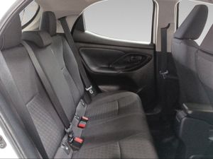 Toyota Yaris 1.5 120H Active Tech  - Foto 8