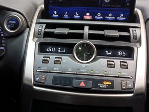 Lexus NX 2.5 300h F Sport Kick Power+Panorámico  - Foto 22