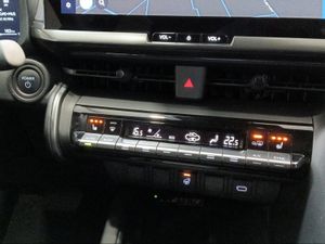 Toyota C-HR 2.0 220PH GR Sport  - Foto 27