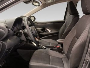 Toyota Yaris 1.5 120H Active Tech  - Foto 13