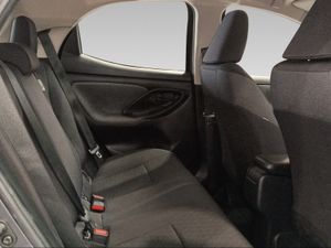 Toyota Yaris 1.5 120H Active Tech  - Foto 8
