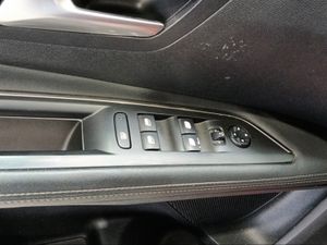 Peugeot 3008 1.5 BlueHDi 96kW (130CV) S&S Allure EAT8  - Foto 21