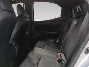 Toyota Yaris 1.5 120H Style Plus  - Foto 12