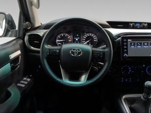 Toyota Hilux Cabina Doble VX 2.8D 204 T/M 6V 4x4   - Foto 10