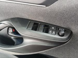 Toyota Yaris 1.5 120H Style  - Foto 22