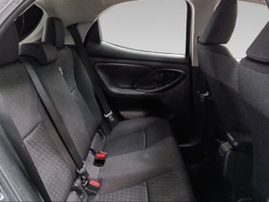 Toyota Yaris 1.5 120H Active Tech  - Foto 8