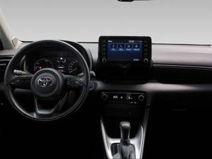 Toyota Yaris 1.5 120H Active Tech  - Foto 9