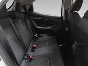 Toyota Yaris 1.5 120H Active Tech  - Foto 8