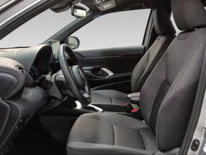 Toyota Yaris Cross 1.5 120H Active Tech  - Foto 13