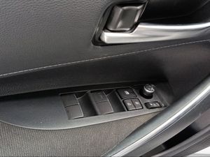 Toyota Corolla 140H Active Plus  - Foto 23