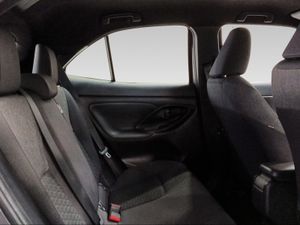 Toyota Yaris Cross 1.5 120H Active Tech  - Foto 8