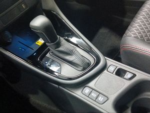 Toyota Yaris 1.5 120H Style P. Premier Edition  - Foto 23