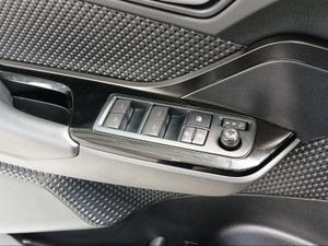 Toyota C-HR 1.8 125H Advance  - Foto 24