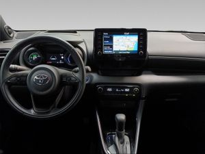 Toyota Yaris 1.5 120H Style Plus  - Foto 9