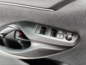 Toyota Yaris 1.5 120H Style Plus  - Foto 22