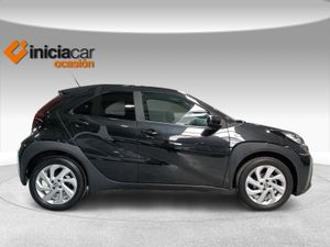Toyota Aygo X Cross 1.0 VVT-I 72CV Play  - Foto 18
