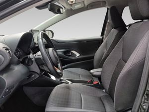 Toyota Yaris 1.5 120H Active Tech  - Foto 13
