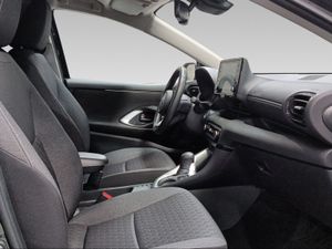 Toyota Yaris 1.5 120H Active Tech  - Foto 7