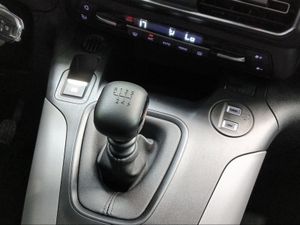 Toyota Proace City Verso Family L2 1.5D 130CV Active 7p  - Foto 24