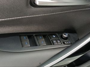 Toyota Corolla 2.0 180H STYLE E-CVT  - Foto 24