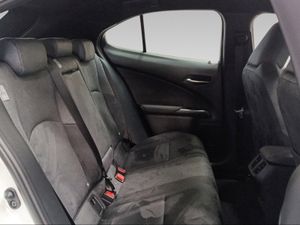 Lexus UX 300e e-UX  - Foto 8