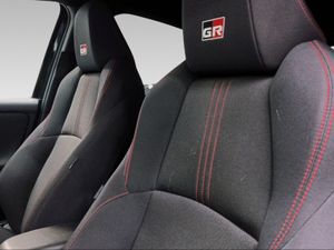 Toyota Yaris 1.5 120H GR Sport  - Foto 21