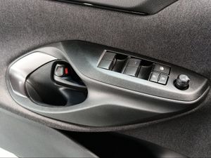 Toyota Yaris 1.5 120H GR Sport  - Foto 24