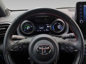 Toyota Yaris 1.5 120H GR Sport  - Foto 14