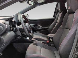 Toyota Yaris 1.5 120H GR Sport  - Foto 13
