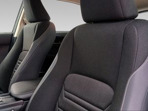 Lexus NX 2.5 300h Business Navigation 2WD  - Foto 17