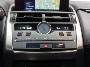 Lexus NX 2.5 300h Business Navigation 2WD  - Foto 16