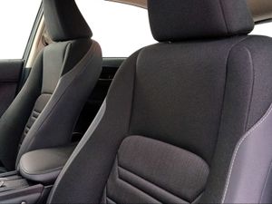 Lexus NX 2.5 300h Business Navigation 2WD  - Foto 17