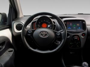 Toyota Aygo 1.0 70 x-play  - Foto 10