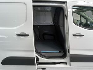 Toyota Proace City L1 1PL VAN GX PLUS 1.5L 100CV M/T 6V 1000KG   - Foto 8