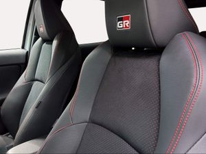 Toyota Yaris Cross 1.5 130H GR Sport  - Foto 23