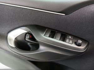 Toyota Yaris 1.5 120H Active Plus  - Foto 21